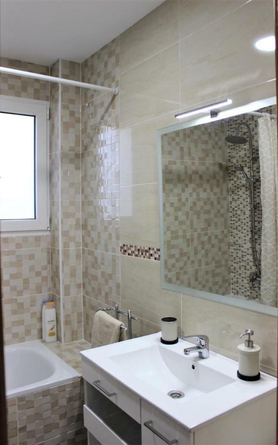 Cozy Apartment In Valencia! Wi-Fi ! Eksteriør bilde